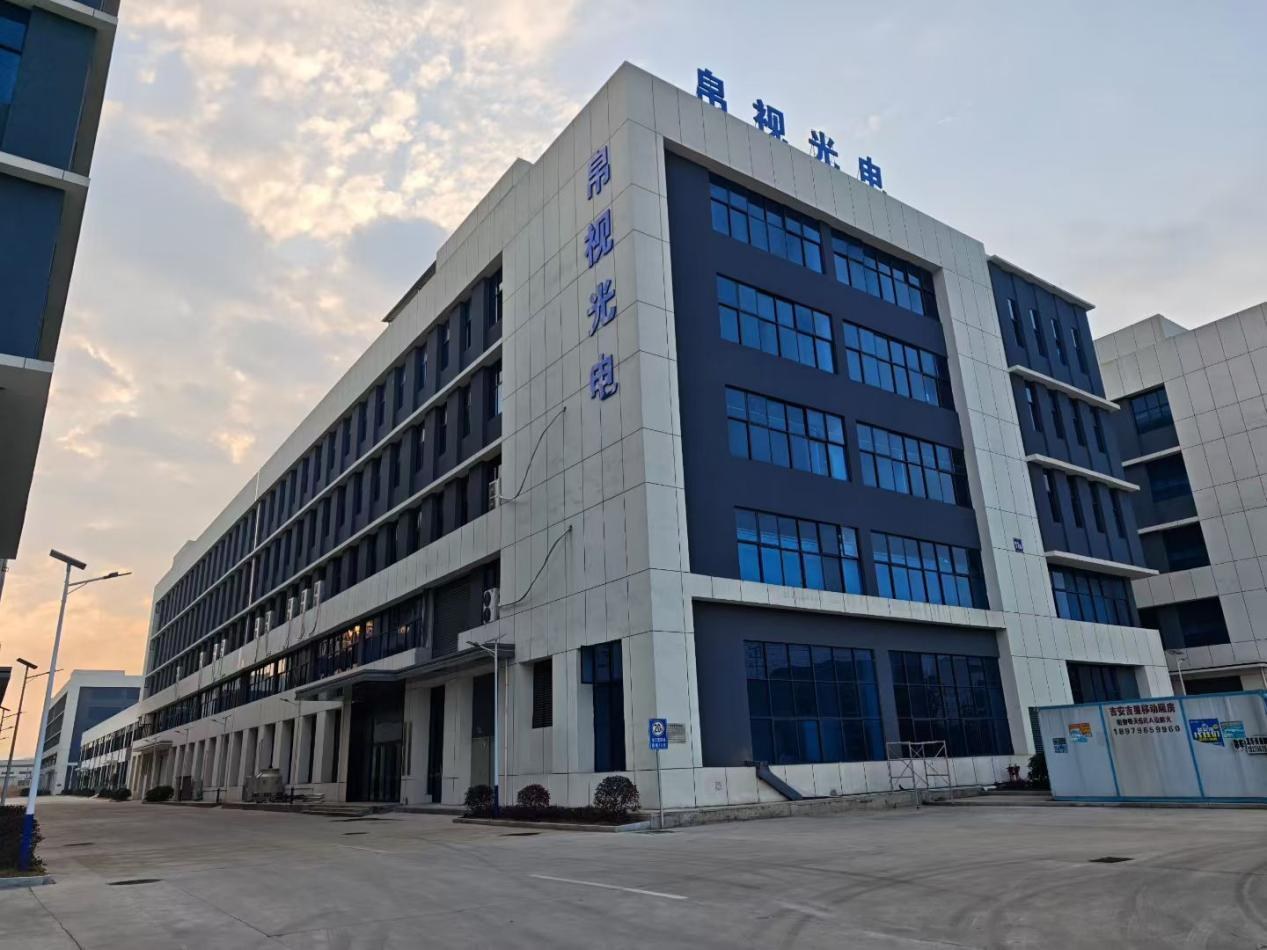 À l’intérieur de la nouvelle usine de Boshi Optics dans le Jiangxi : construction d’une chaîne complète de fabrication de lentilles optiques